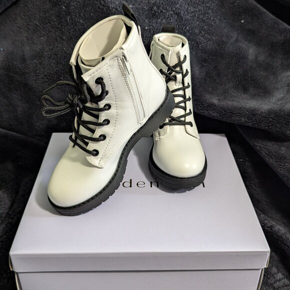 MADDEN GIRL Kurrt Combat Boots Crocodile White - Picture 1 of 14
